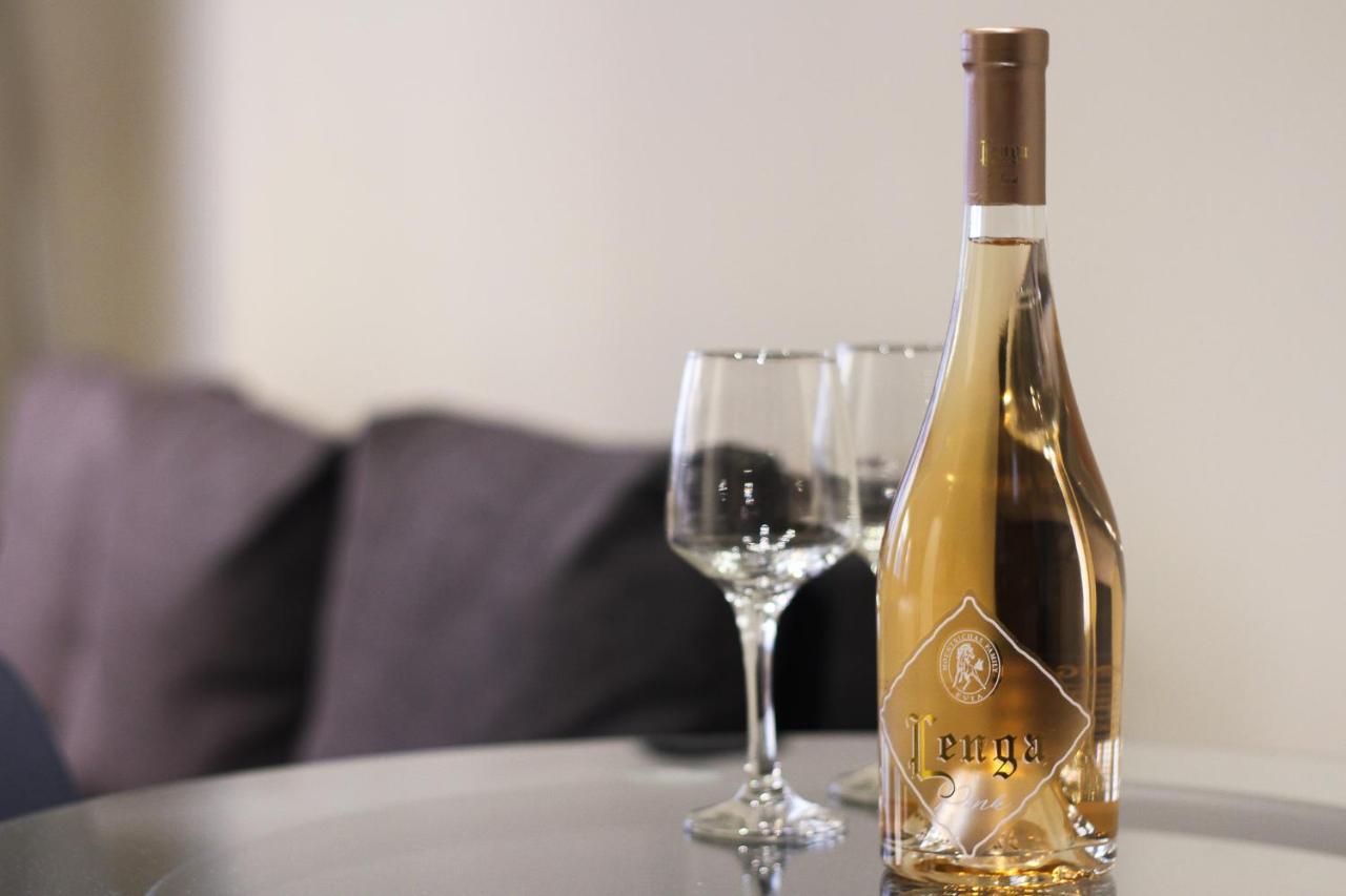 Pallados Suites Athens Ngoại thất bức ảnh