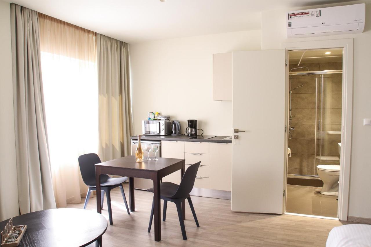 Pallados Suites Athens Ngoại thất bức ảnh